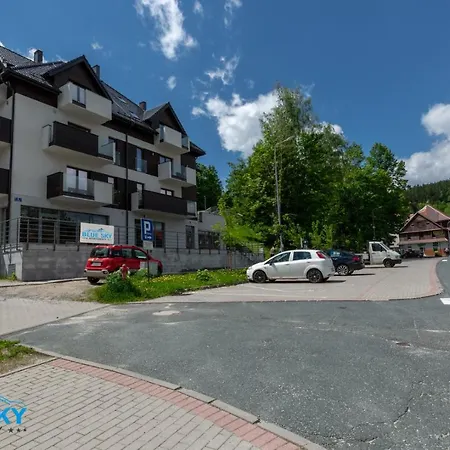 Bluesky - Pusta 8 - Nowoczesne Z Parkingiem Podziemnym Blisko Szlakow I Wyciagow Karpacz