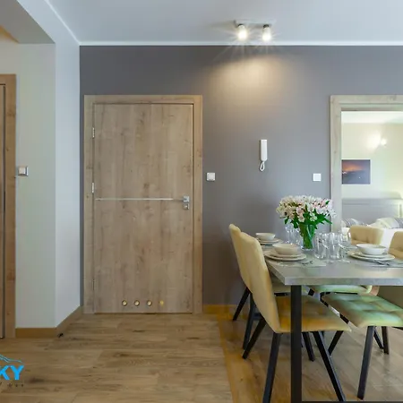 Apartmán Bluesky - Pusta 8 - Nowoczesne Z Parkingiem Podziemnym Blisko Szlakow I Wyciagow Karpacz